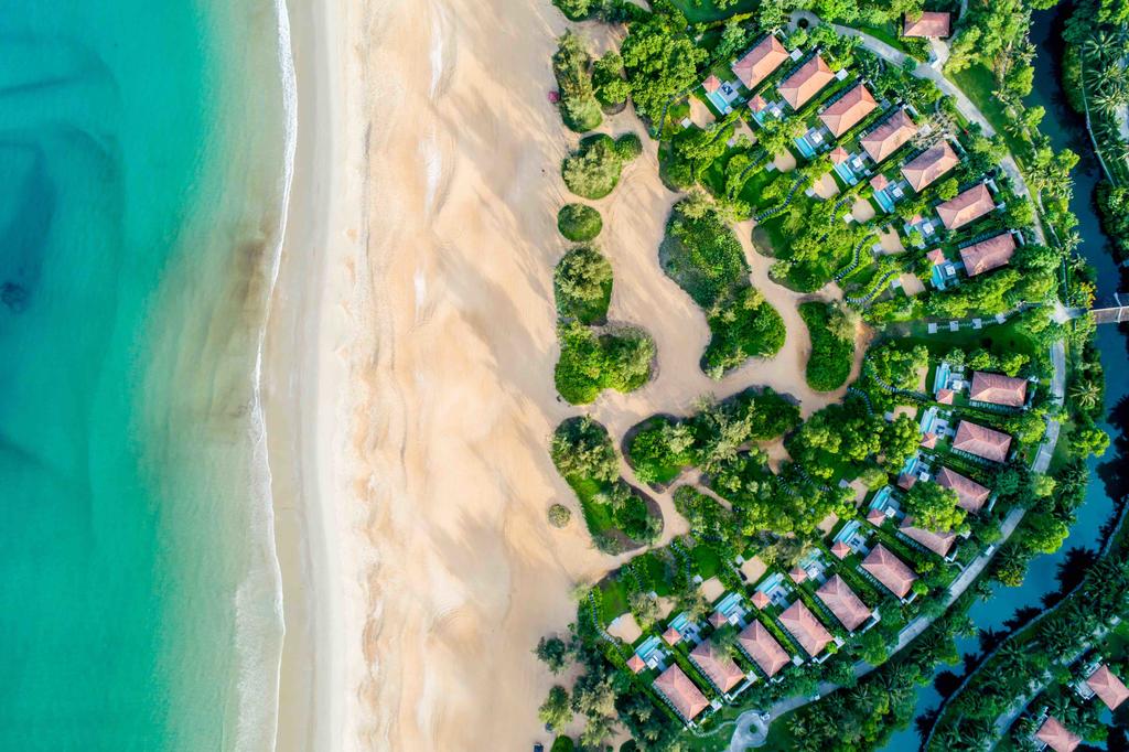 Banyan Tree Lăng Co Central Vietnam 21 World Luxury Hotel Awards Nominee