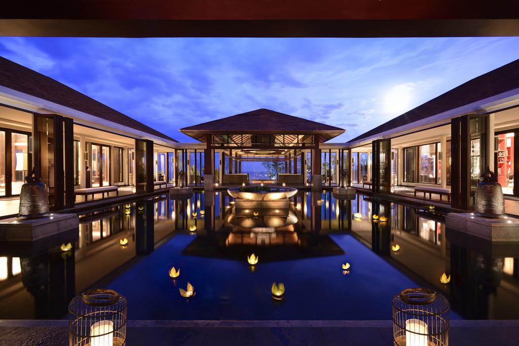 Banyan Tree Lăng Co Central Vietnam 21 World Luxury Hotel Awards Nominee